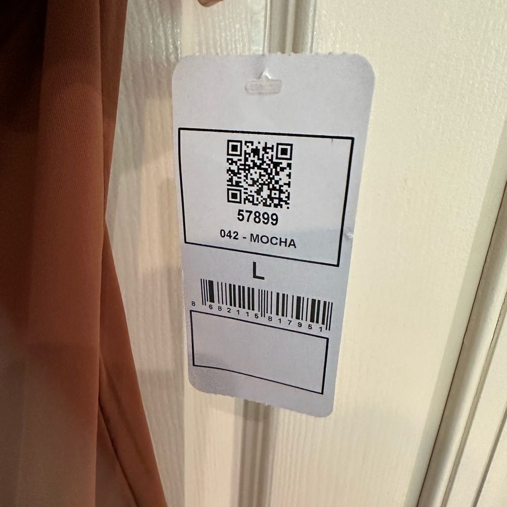 Fashion Nova KikiRiki Shapewear - Picture 14 of 15